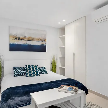 About Gladiolo Villa
